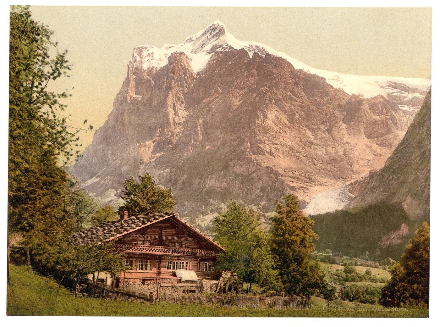 A village beneath the mountains